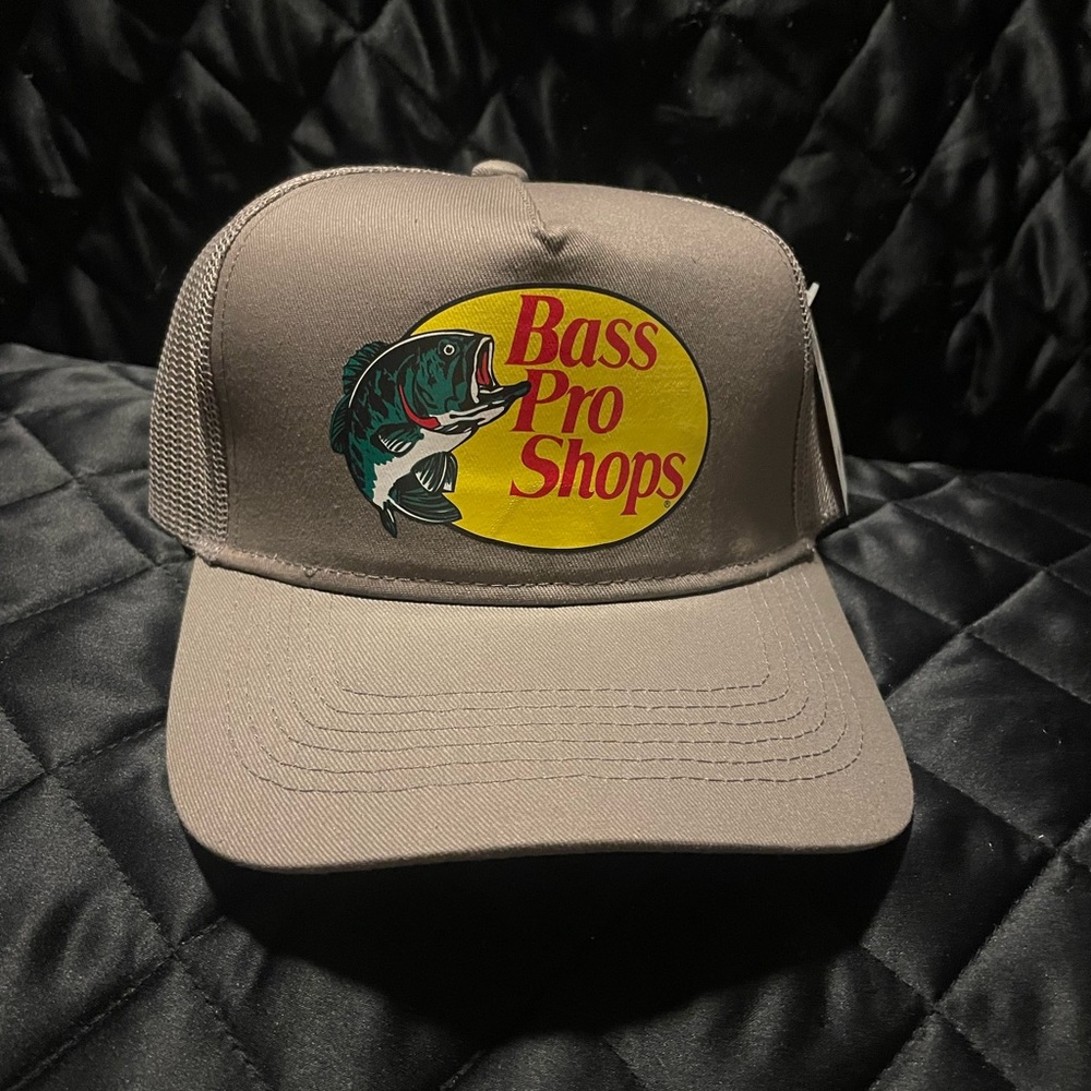 Grey bass pro shops trucker hat